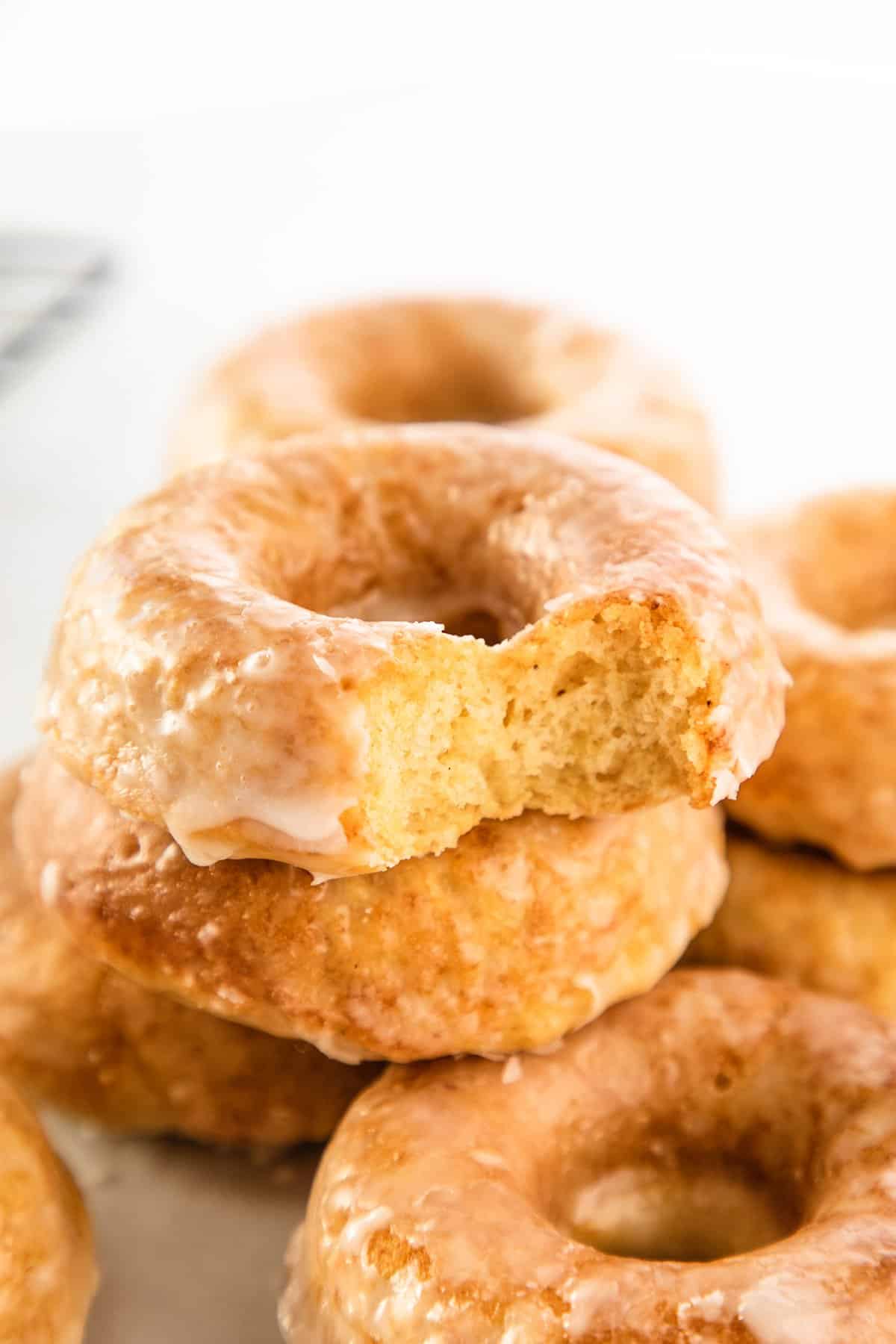 Nutmeg & Buttermilk: Your Guide to Classic Glazed Cake Donuts